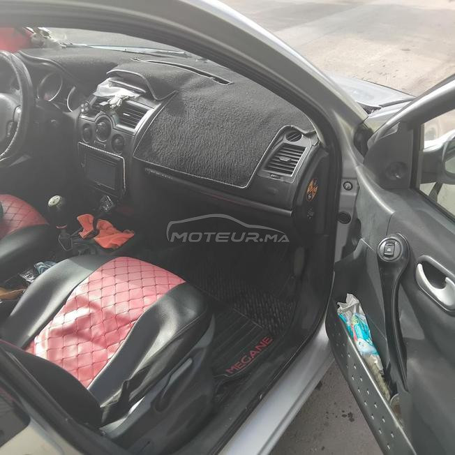 je mets ma voiture megane 2 en vente ou reprisee