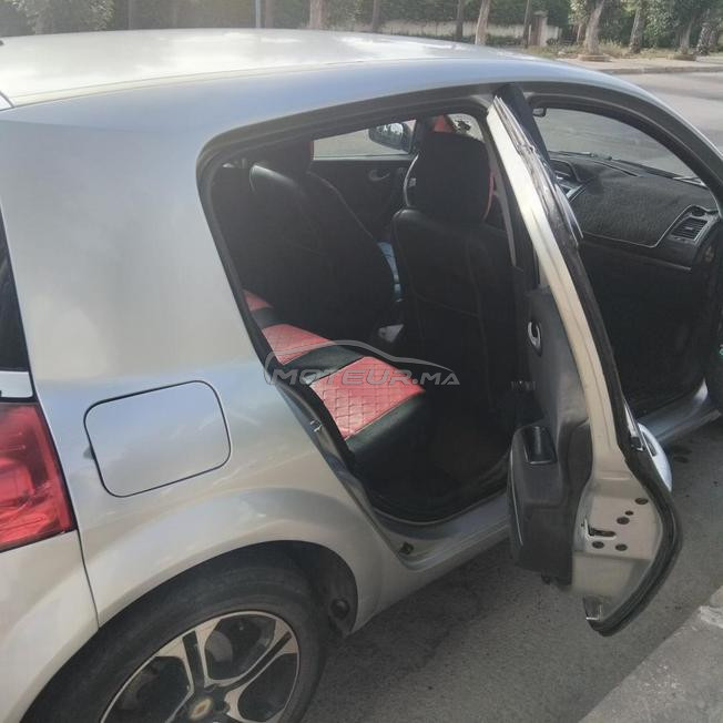 je mets ma voiture megane 2 en vente ou reprisee