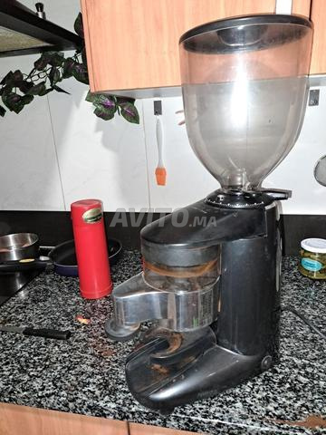Machine à café à moudre à vendre. - 2