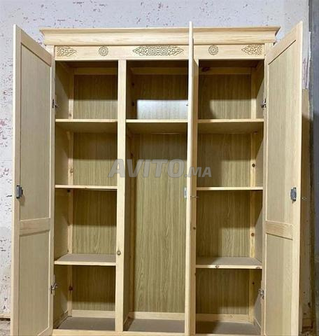 Armoire 3 portes 1m90 sur 1m30 - 2