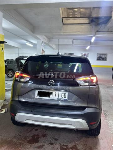 Opel Crossland Diesel Automatique 2022 à Tanger - 2