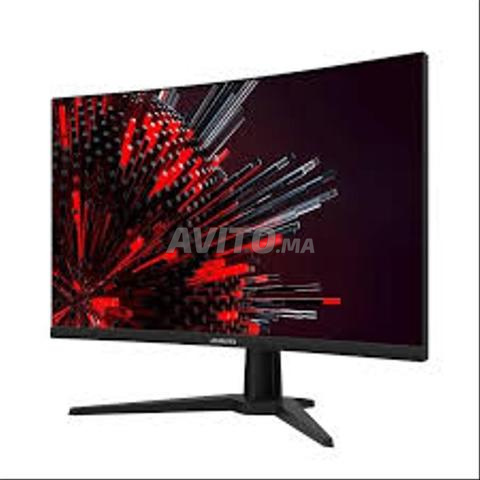 Moniteur gaming