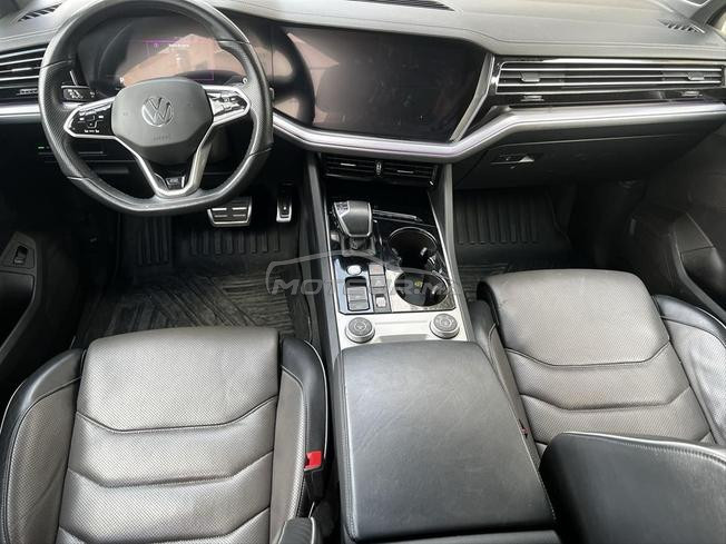 TOUAREG R-line 2023 - 130 000 km 