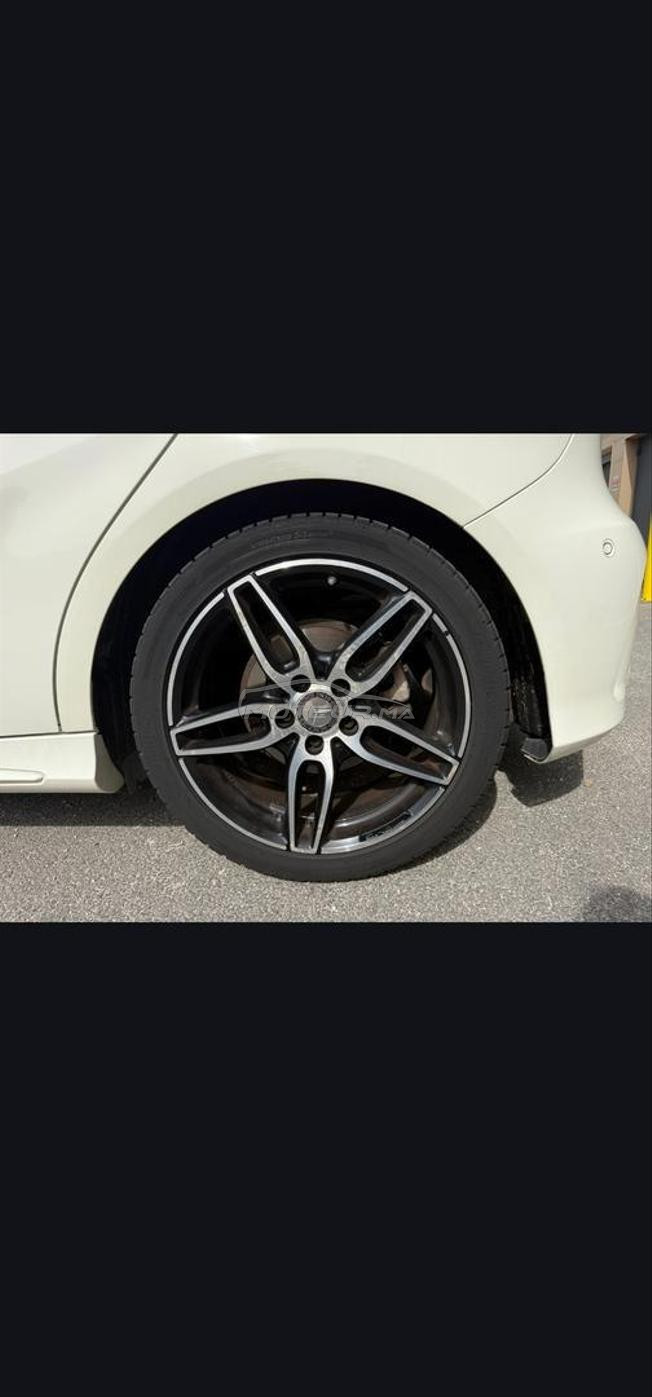 vend belle mercedes classe a 200 amg line 