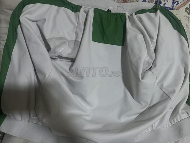 جاكيت الرجاء البيضاوي مقاس XL - 2