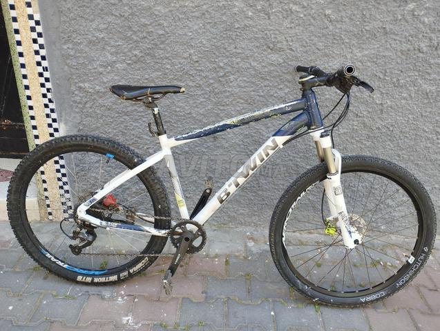 Bitwin 560 freins huile roues 27.5 bon état - 2