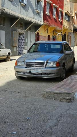 Mercedes-Benz Classe C Diesel Manuelle 2000 - 2