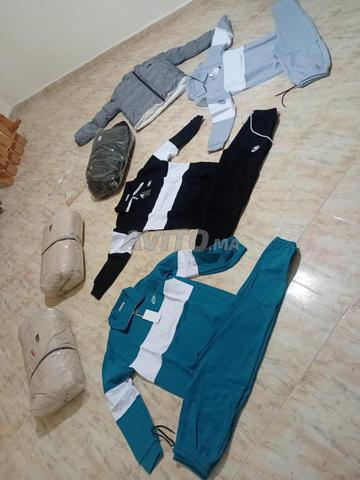 Vêtements neufs Nike, The North Face