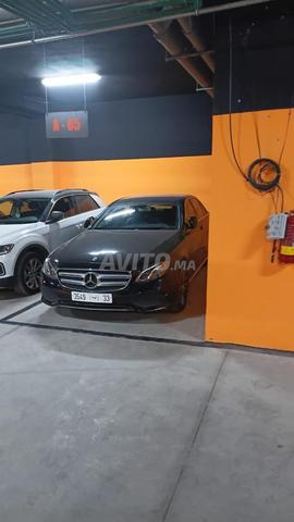 مرسيدس E220 بحالة جيدة جداً.
