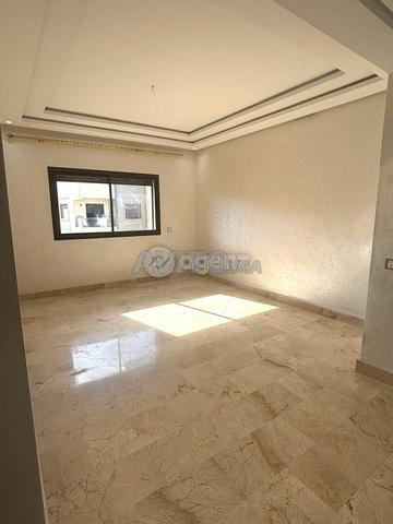 CMN-AI-1060 - Appartement à vendre à Beausite