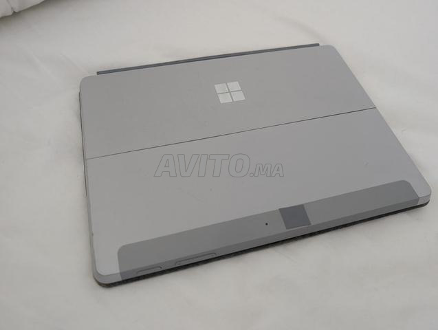 Surface Go avec clavier amovible - 2