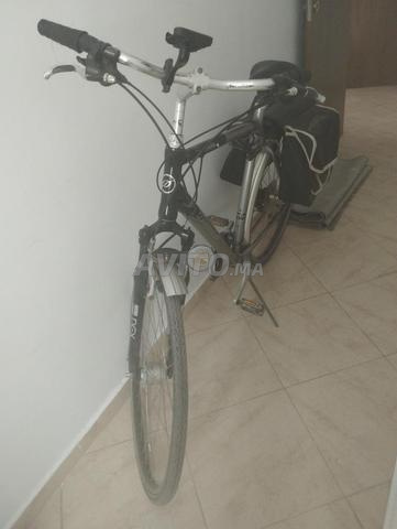 Vélo de ville 28 pouces équipé – prêt à rouler