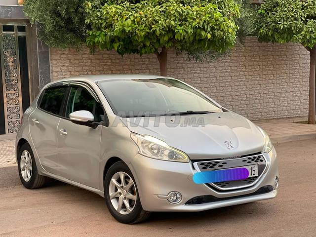 بيجو 208
