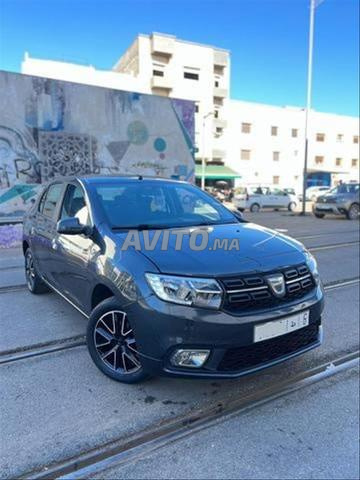 Dacia Logan Diesel Manuelle 2017 à Casablanca - 2