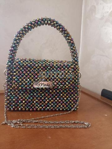 Sac élégant et distinctif en cristal - 2