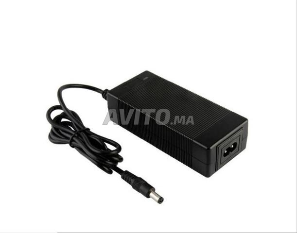 chargeur trottinette électrique 42 V 2A  - 2