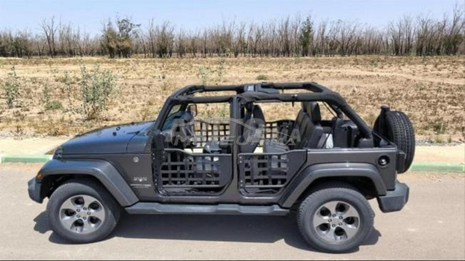 jeep Sahara 