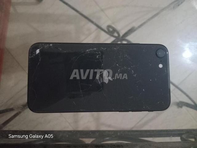 iPhone 8 64Go officiel - 2