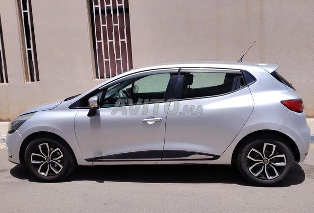 Renault Clio - 2