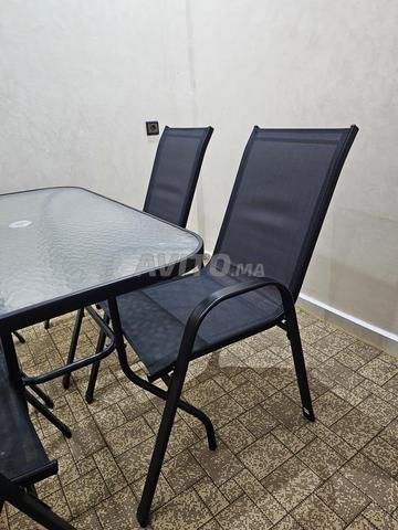 طاولة الأكل بحالة جيدة جدا - 2