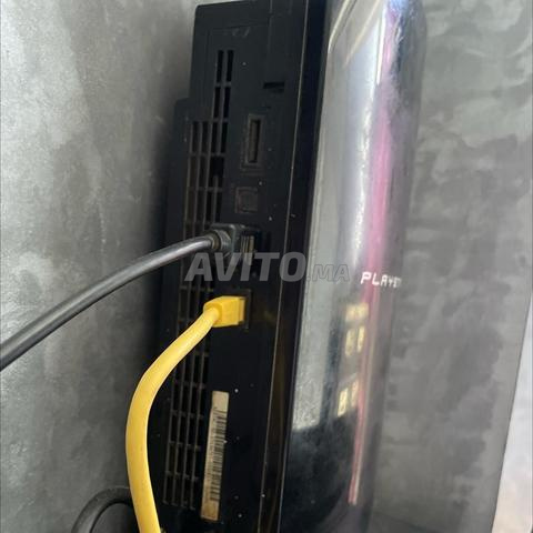 PS3 2 manettes encore propre avec PES et GTA5 - 2