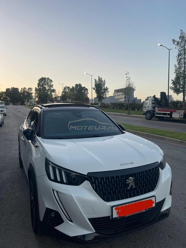 Peugeot 2008 GT automatique 