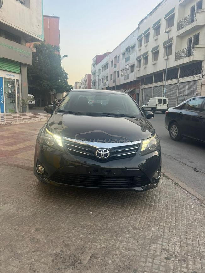 toyota avensis 2014