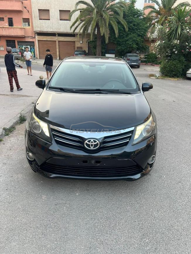 toyota avensis 2014