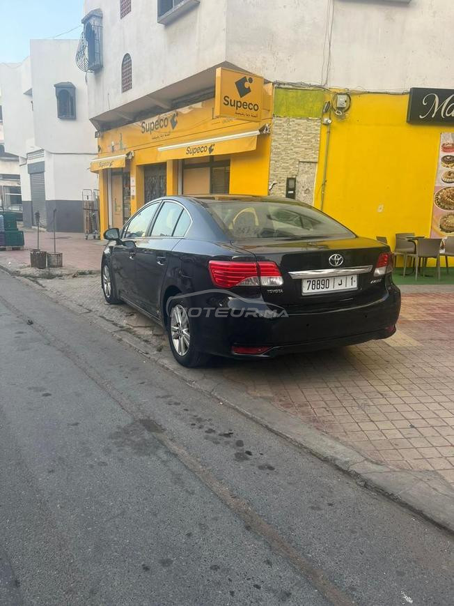 toyota avensis 2014