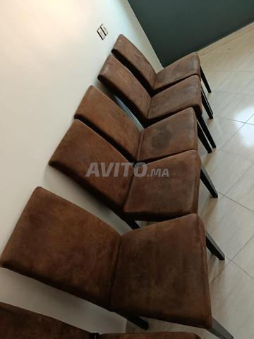 Table en verre avec 6 chaises - 2