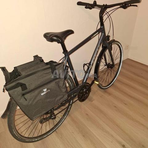 Vélo Trek en excellent état plus sacoches offertes - 2
