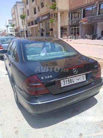 مرسيدس 320 للبيع سيارة ممتازة - 2