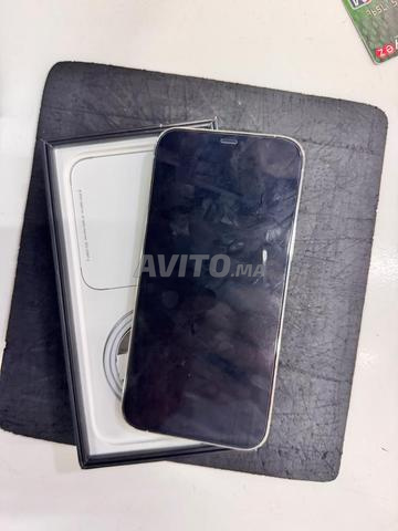 iPhone 15 Pro Max - 2
