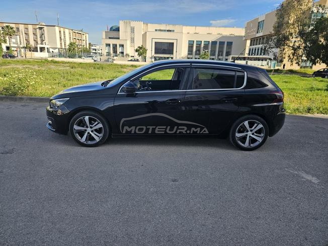  Peugeot 308 2020 en excellent état 