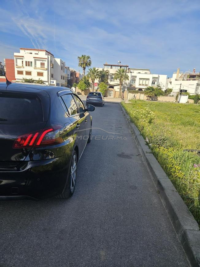 Peugeot 308 2020 en excellent état 