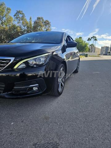 Peugeot 308 2020 en excellent état - 2