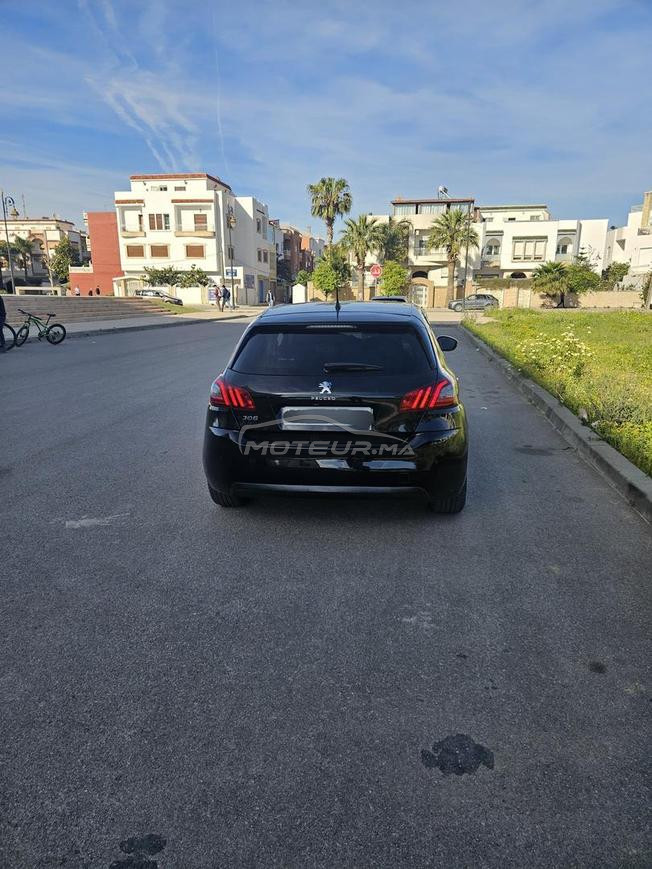  Peugeot 308 2020 en excellent état 