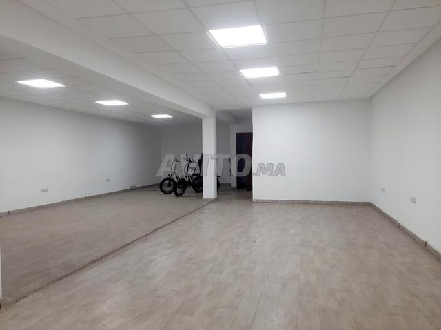 Plateau Bureau 120 m² à Oulfa - 2