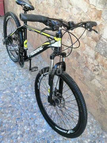 Vélo en aluminium léger et rapide, excellent état - 2