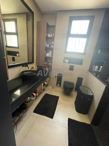 فيلا فاخرة للبيع في إيليغ – مع مسبح - 2