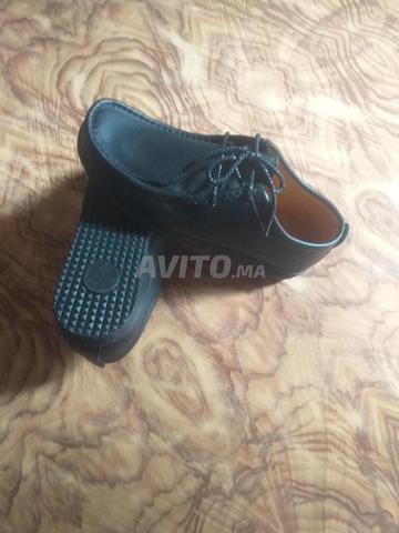 CHAUSSURE NOIRE ORIGINALE