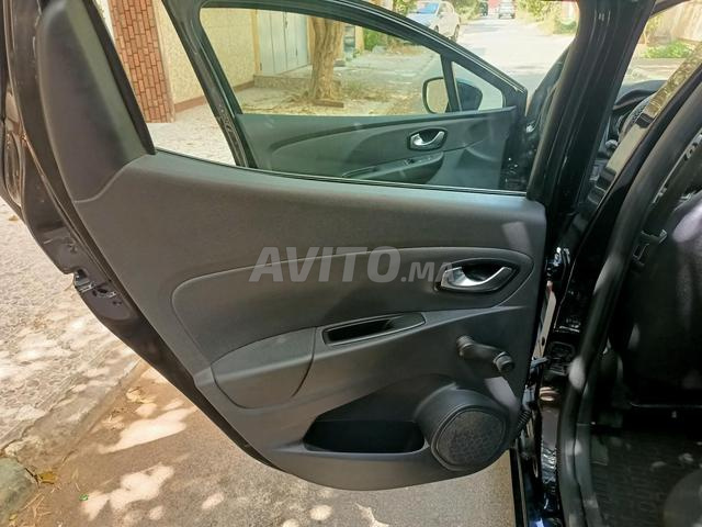 Renault Clio Diesel Manuelle 2018 à Rabat - 2