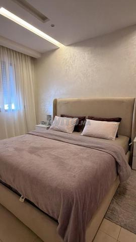 Tranquillité d'esprit et luxe : Studio meublé très propre