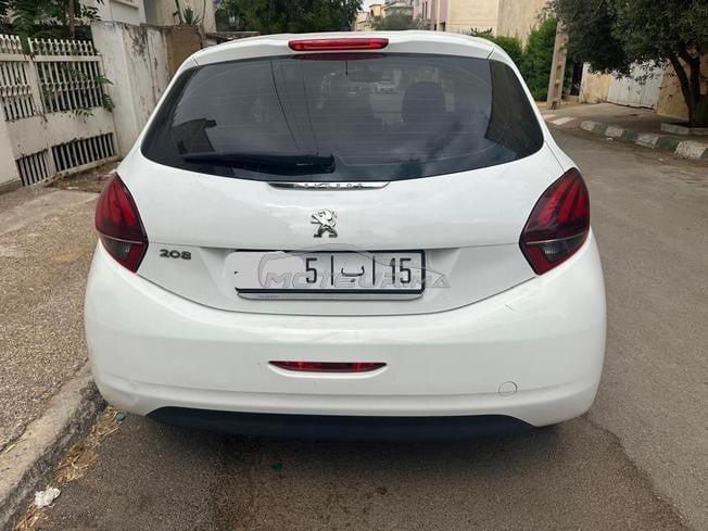 voiture dédouaneé en excellent état 