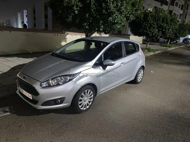 Ford Fiesta essence 1.25 2015