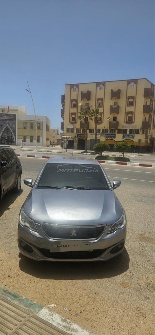 Peugeot 301 Essence Manuelle 2018 à Boujdour