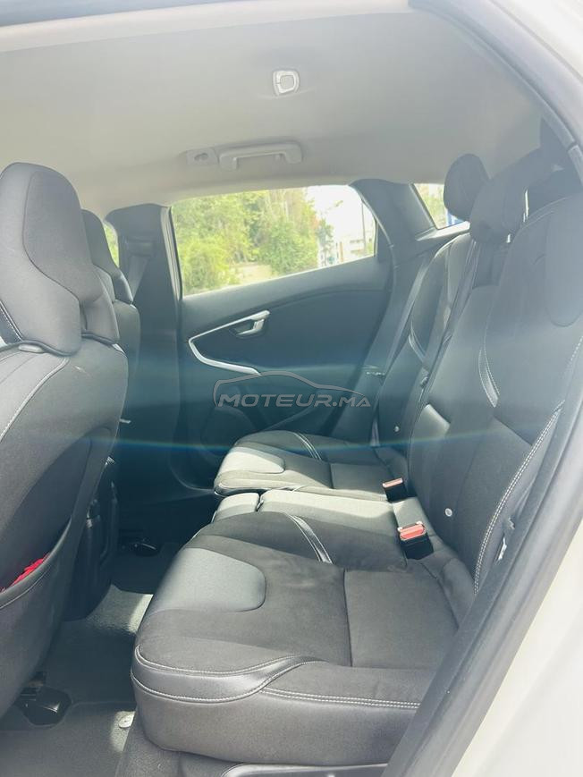 Volvo V40 Diesel Automatique 2016 Casa / Rabat