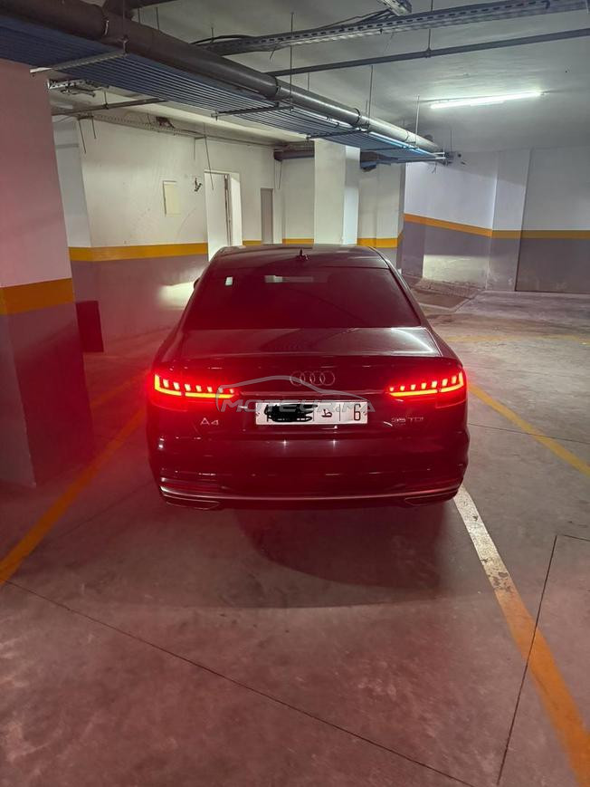 belle voiture Audi A4 business line
