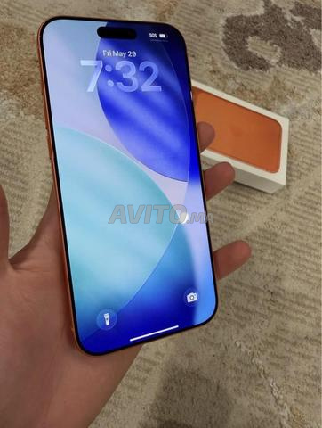 iPhone 17 Pro Orange Neuf 256 Go E-Sim - 2