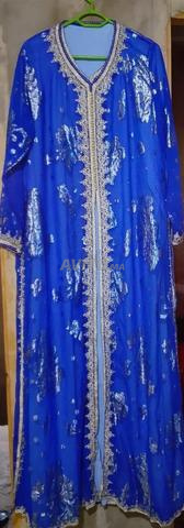 Nouvelle takchita, cousue pour une mariée et jamais portée